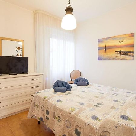 Giglio Apartment Finale Ligure Exterior foto