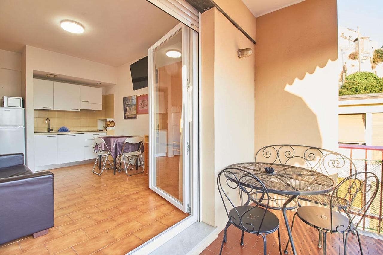 Giglio Apartment Finale Ligure Exterior foto