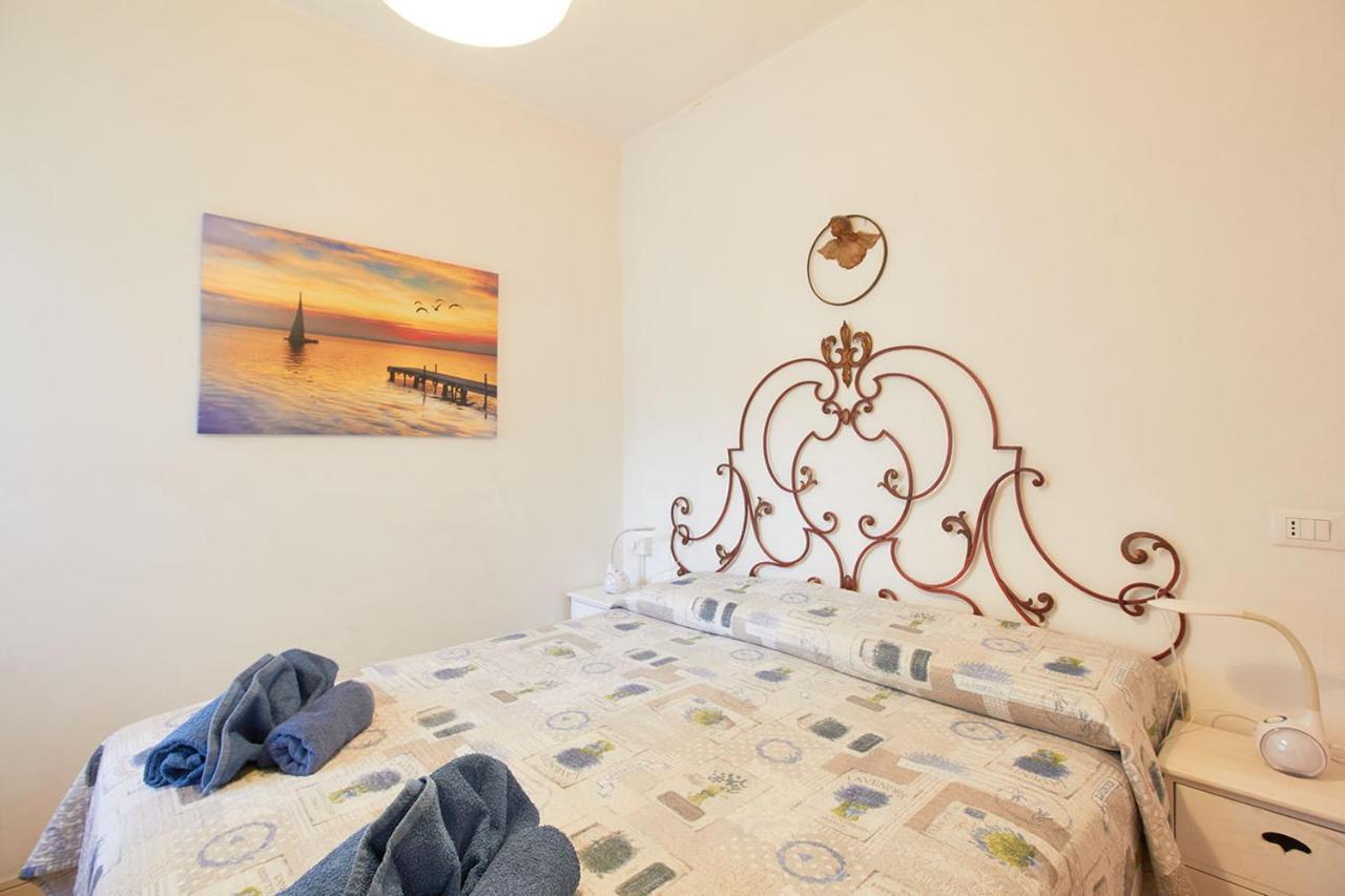 Giglio Apartment Finale Ligure Exterior foto