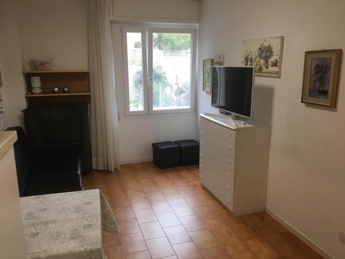 Giglio Apartment Finale Ligure Exterior foto